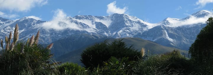Photo of the Southern Alps from Kaikoiura, South Island, New Zealand